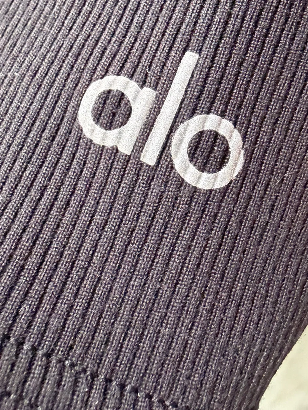 ALO Yoga sleek ribbed